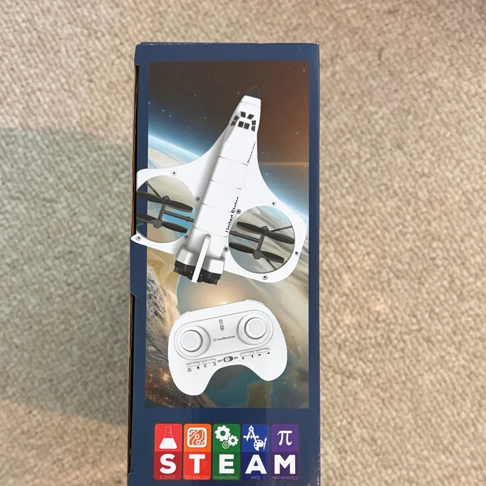 Space Shuttle Discovery Drone - White